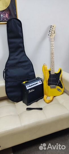 Комплект электрогитара + комбоусилитель