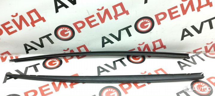 Молдинг лобового стекла Audi A6 4G CGW 18.04.2011