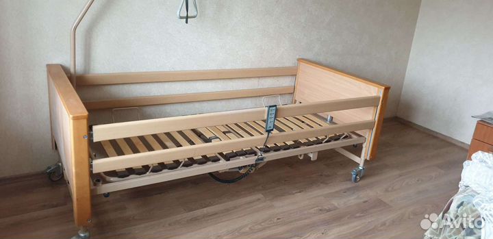Кровать медицинская для лежачих больных