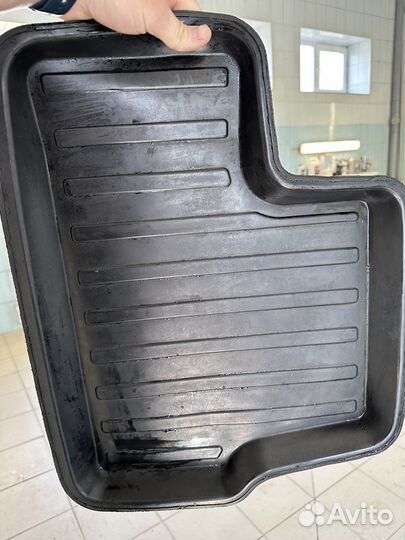 Коврики и задняя полка лада гранта