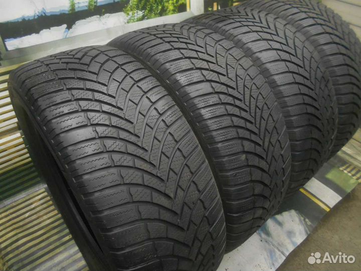 Bridgestone Blizzak LM005 RFT 225/55 R17