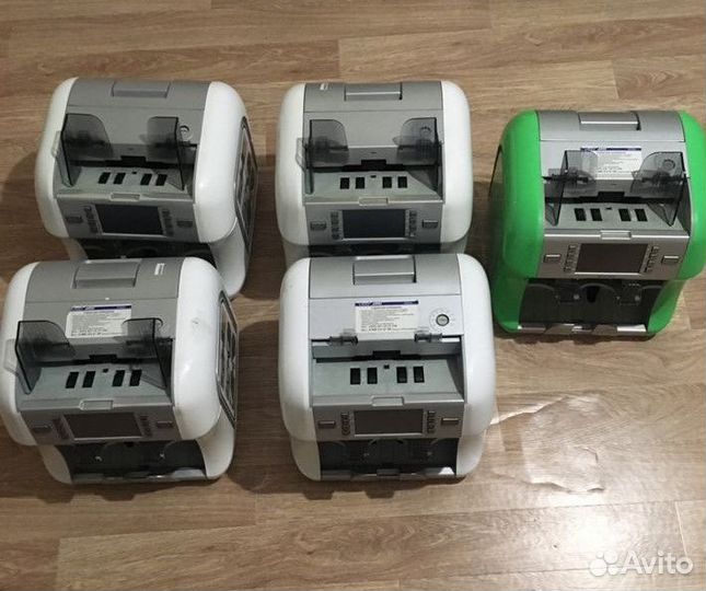 Счётчик банкнот (купюр) Kisan newton