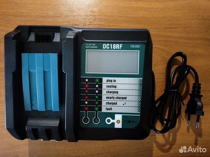 Зарядное устройство для makita 18v LCD