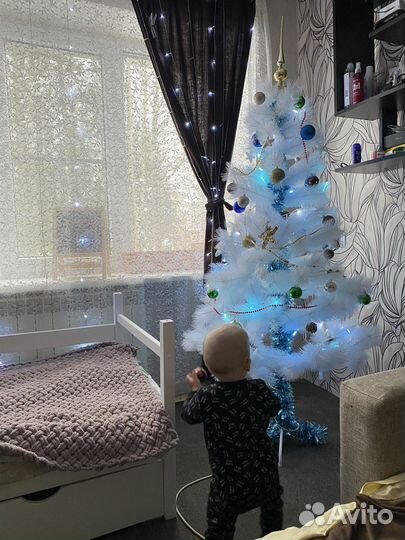 Елка искусственная