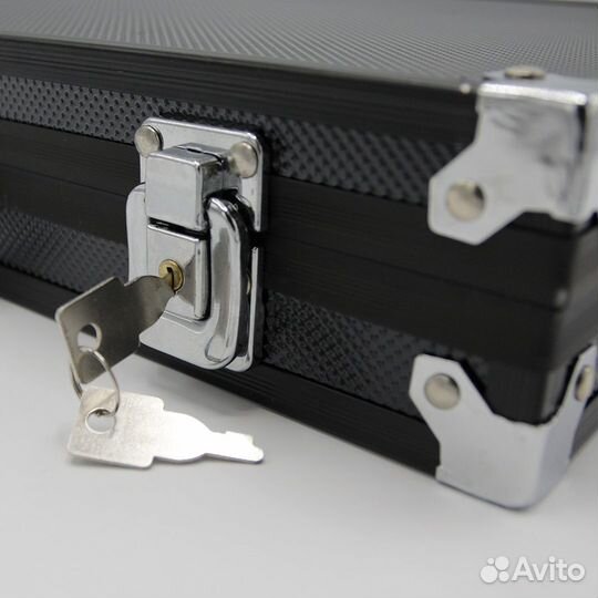 Фабрика Покера: Набор из 200 фишек для покера с н