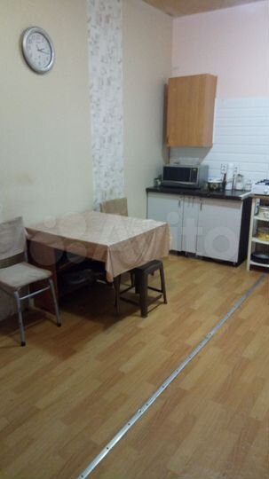 Дом 240 м² на участке 6 сот.