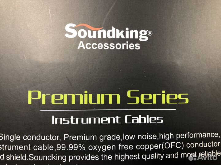 Кабель гитарный Soundking, 3 метра