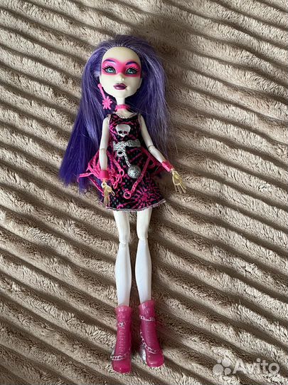 Кукла Монстер Хай Спектра