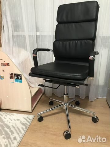 Офисное кресло руководителя новое chairman 750