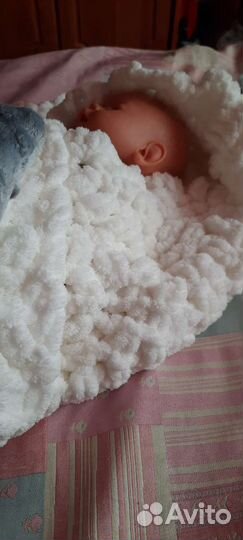 Вязаный плед на выписку