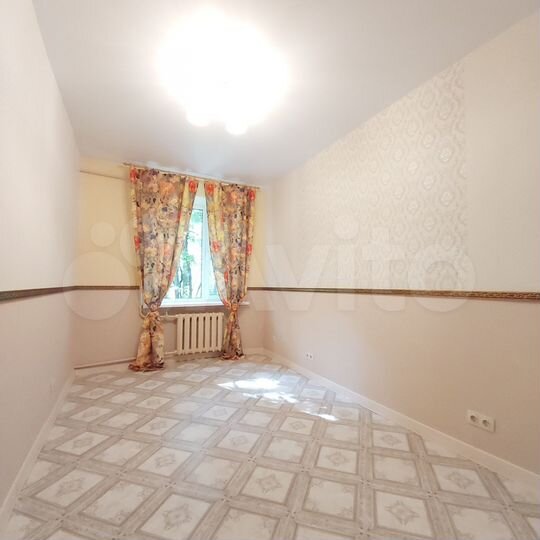 Комната 11 м² в 9-к., 5/5 эт.