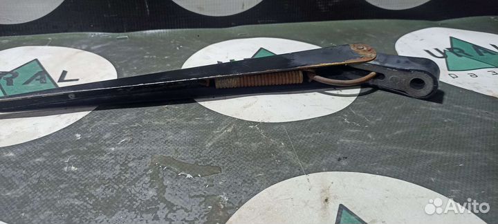 Рычаг щётки стеклоочистителя Газ Газель 3302