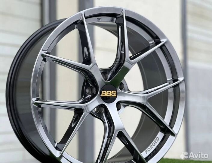 Новые разноширокие диски BBS R20