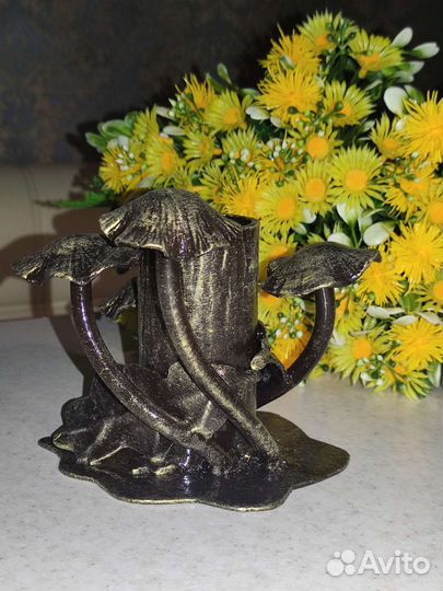 Подставка для канцелярии