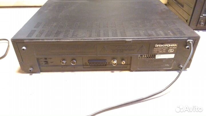 Видеомагнитофон вмц 8220