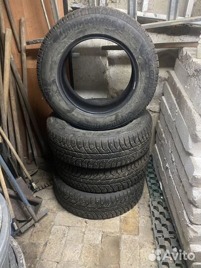 Bridgestone Ice Cruiser 7000S 235/65 R19 108