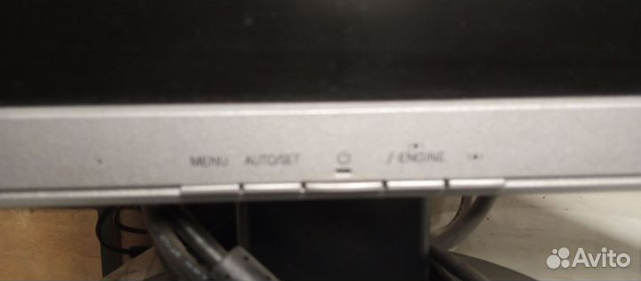 Монитор Samsung 27