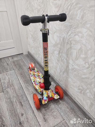 Самокат 3х колесный