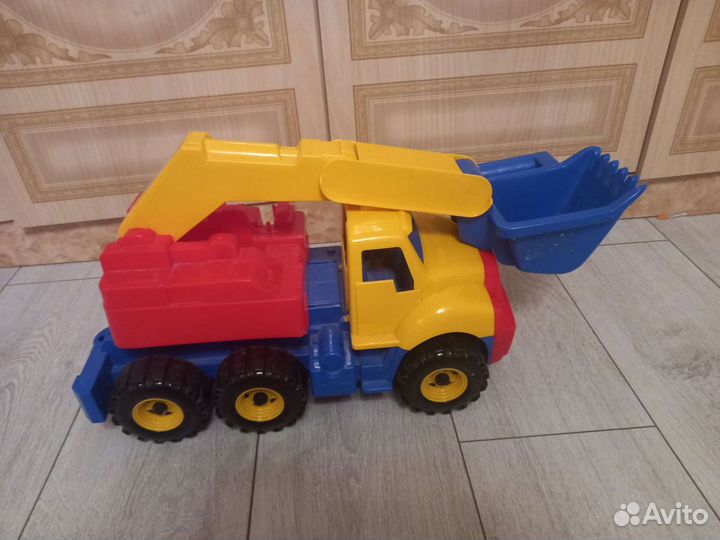 Детский грузовик