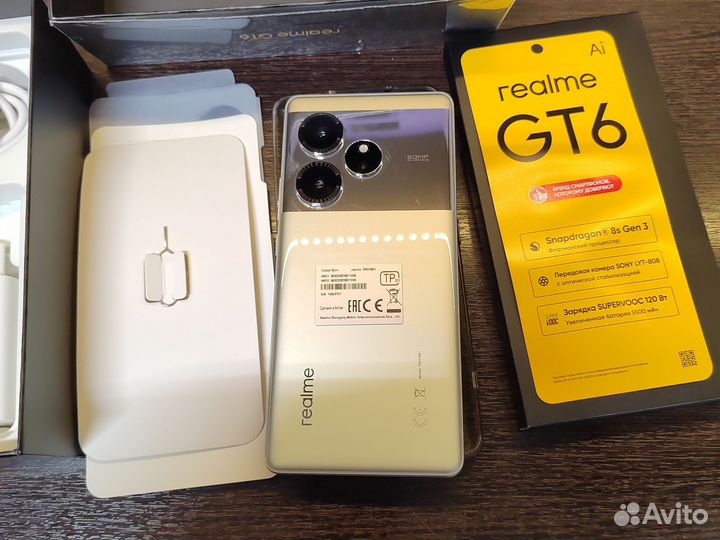 realme GT6, 16/512 ГБ