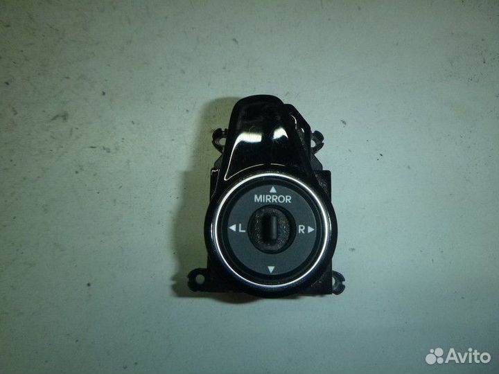 Кнопка регулировки зеркала hyundai I40 2011