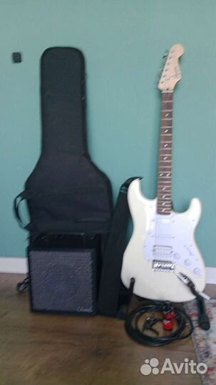 Электро гитара с комбиком