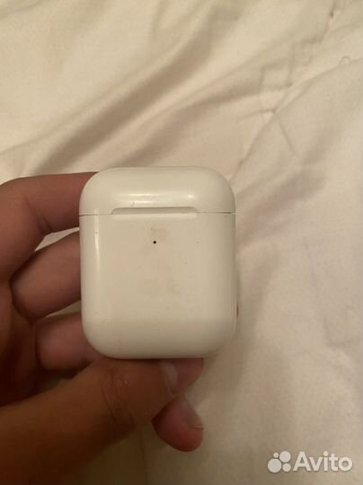 Беспроводные наушники apple airpods