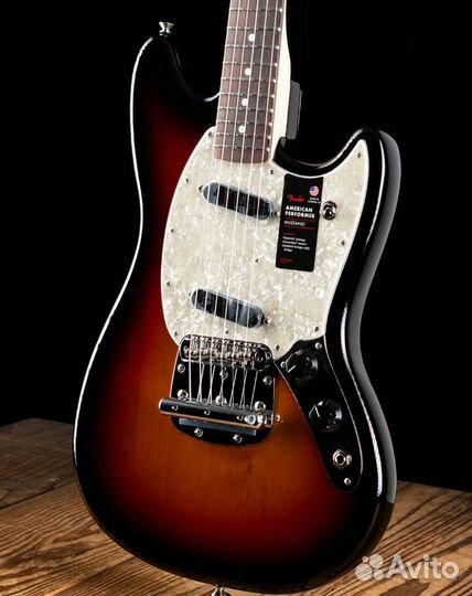 Электрогитара Fender Mustang USA (Комплект)