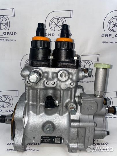 Топливный насос высокого давления Komatsu Komatsu