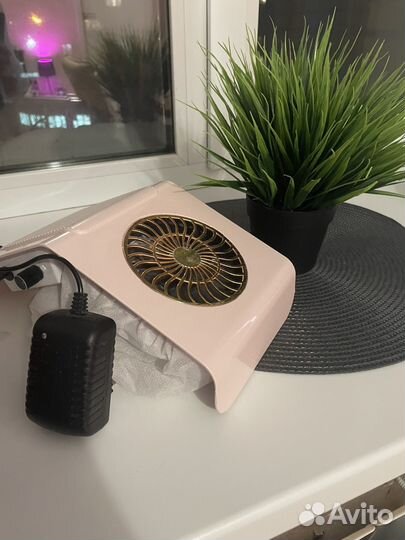 Пылесос для маникюра