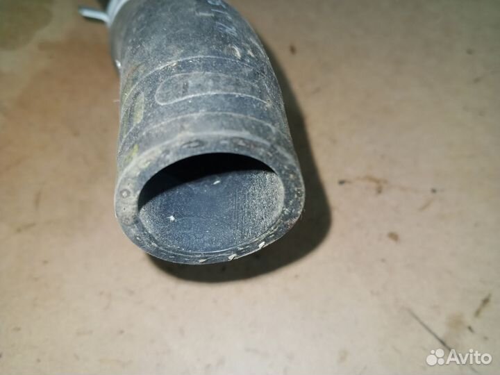 Патрубок радиатора Kia Sportage 3