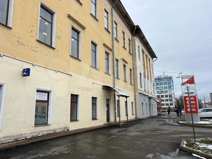 Свободного назначения, 358 м²