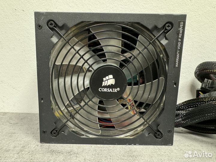 Блок питания 700w Corsair gs700