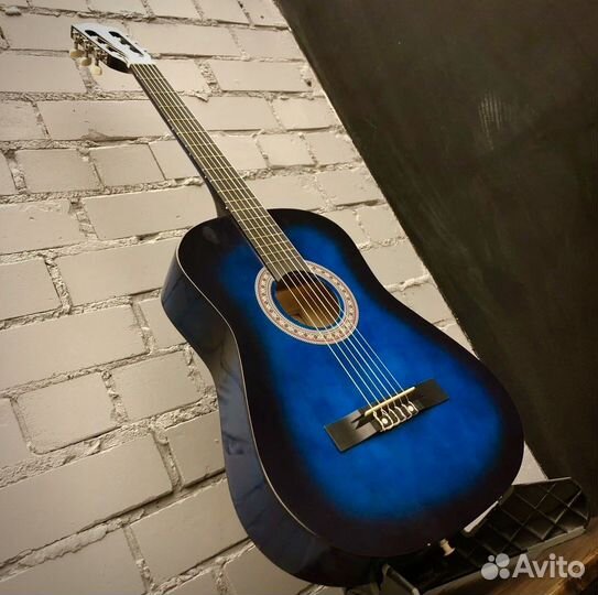 Классическая гитара+чехол