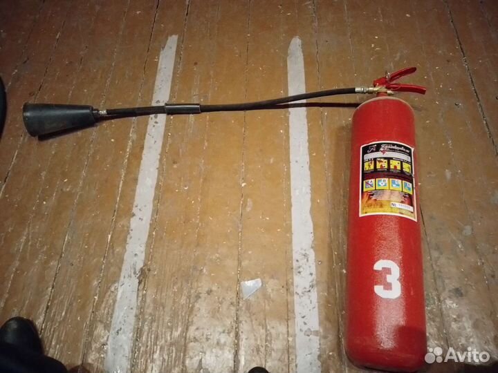 Огнетушитель порошковый просроченный