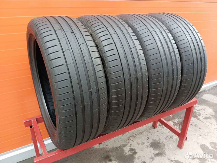 Pirelli P Zero PZ4 245/45 R20 103W