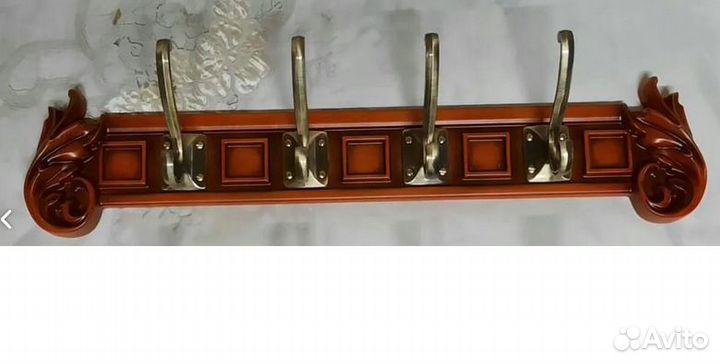 Крючок мебельный двухрожковый