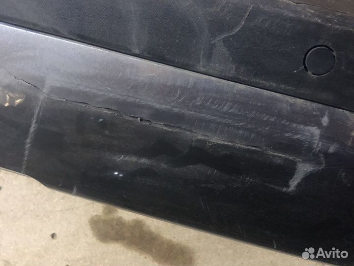 Задний бампер Toyota Raf 4