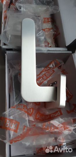 Дверная ручка