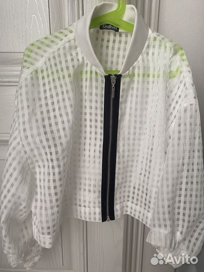 Тонкая накидка-ветровка для девочек