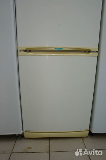 Холодильник Stinol 116