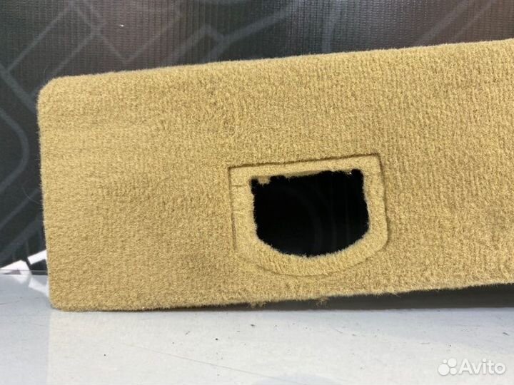 Ковер багажника правый Volkswagen Touareg 7L AXQ/4