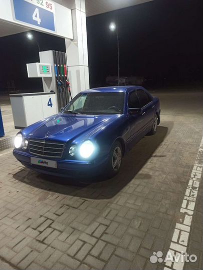 Mercedes-Benz E-класс 2.0 МТ, 1997, 399 999 км