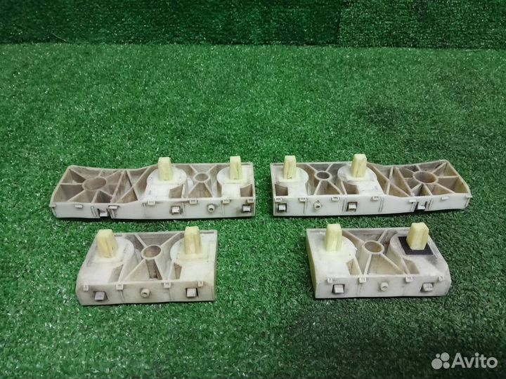 Кронштейн крепления задний Nissan X-Trail NT31