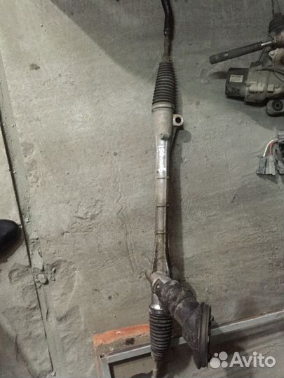 Тойота Королла Аурис 150 180 рейка и др запчасти