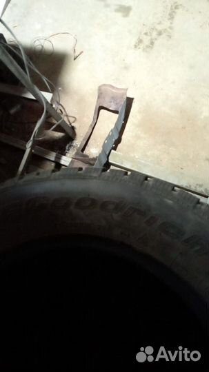 Goodtrip GR-66 215/60 R16