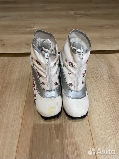 Лыжные ботинки детские Rossignol 32 размер