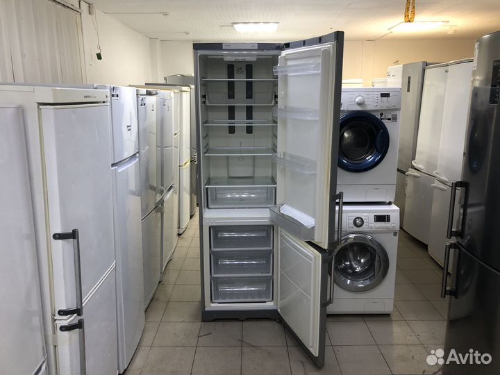 Холодильник бу Hotpoint-Ariston no frost. Гарантия