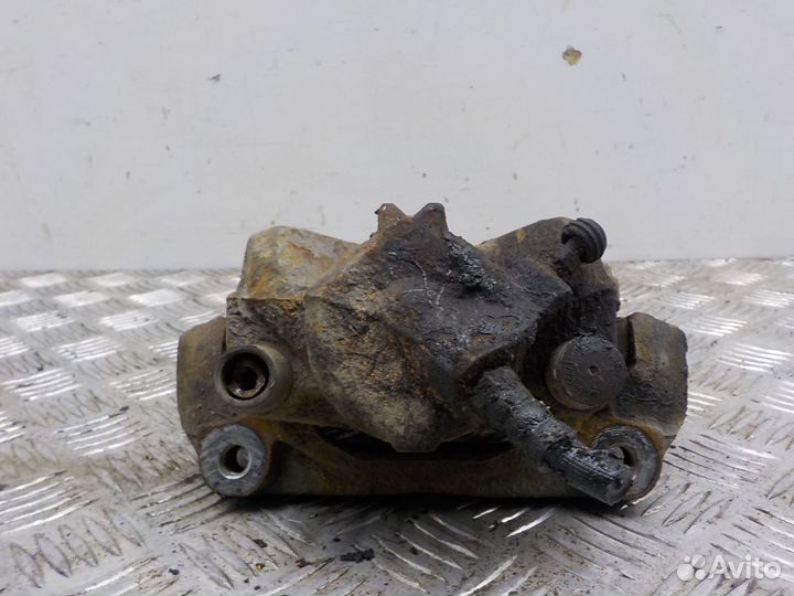 Суппорт тормозной передний правый Renault Fluence