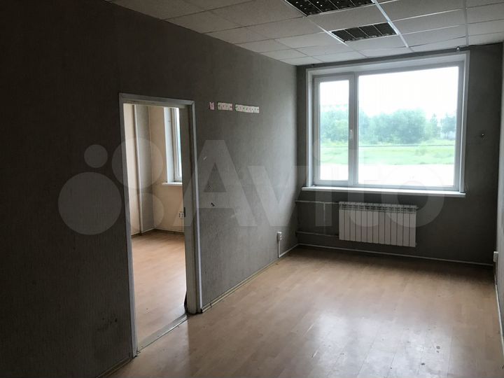 Офис на вилюйской,33 м²